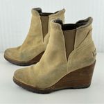 Sorel  After Hours Chelsea Boot Tan Suede Wedge Ankle Boots Women’s Size 7 EUR 38 Photo 4