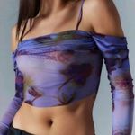 Silence + Noise Bella Cold-Shoulder purple Cropped Top
Urban Outfitters S Photo 4