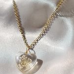 Boutique White Resin Heart Flower Necklace  Photo 0