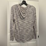 Bobeau  Women’s Gray Space Dye Knit Pullover Hoodie & Shorts Matching Set Size M Photo 3