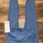 Lululemon Wunder Under SmoothCoverHigh Rise 25” Washed Denim Size 4 NWT Photo 0