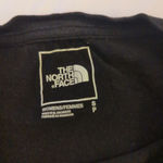 The North Face  women's Black‎ & White Short-Sleeve Half Dome Tee Size S Photo 2