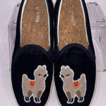 Soludos Navy Blue Velour/Velvet Llama Slip On Loafers Shoes Women's Size 7 Photo 0