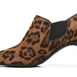 Life Stride Slip-On Booties Gilmore Leopard Women's Size 7W Photo 3