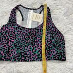 Fabletics  BRA ON THE GO MEDIUM IMPACT SPORTS BRA GRASS GREEN SAFARI SPOTS/BLACK Photo 9