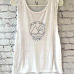 Vuori  Women’s White Graphic Sleeveless Tee Size Large Photo 0