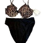 Good American NWT  Leopard Bikini Top with Black Bottom - Size 4(XL) Photo 0