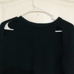 Commense Women's Cold Shoulder Cutout Sweater Knit Pullover Black Size Small NWT Photo 3