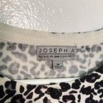 Joseph A Cardigan Sweater Cream Black Animal Print Photo 9