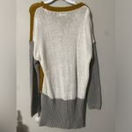 Harper Heritage  Colorblock Sweater Photo 4