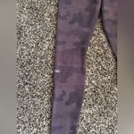 Alo Yoga  vapor leggings size medium brown camo full length high rise Photo 5