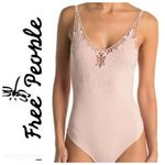 Free People  Women’s Lea Floral Embroidery Bodysuit – Pearl Pink – Size S NWT Photo 1