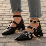 Guanghuiyuzu Black Pointed Toe Buckle Strappy Block Heels Women's Size 35 Photo 0