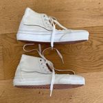 Vans  - Hi Top Sneakers in White Photo 1