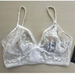 Inc international intimates White Lace Bralette NWT large Photo 1