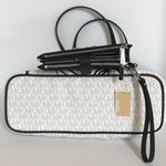 Michael Kors (2pcs) New York City Jet MD Carryall Photo 5