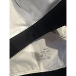 Nike Women's  Non-padded Sports Bra Photo 2