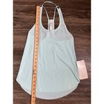 Lululemon  Water Bound Singlet Aquamarine size 2 Photo 3