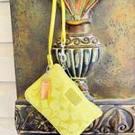 Coach  Zip Neon Yellow wristlet in signature canvas Photo 3