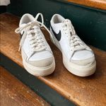 Nike White and Black Low-Top Blazer Low ‘77 Sneakers 8.5 Photo 3