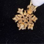 VTG Signed Florenza Clip Floral Earrings Green Cabachon Purple & Pearl Accents Gold Photo 1