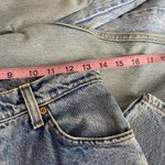 Levi's Vintage  950 Highrise Relaxed Fit Light Light Blue Mom Jeans Size Medium Photo 4