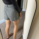 American Eagle  Outfitters Olive Cargo Shorts Sz8 Photo 3