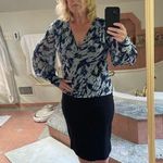 DONNA KAREN NEW YORK Blue Abstract V Photo 14