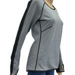 BKE Sport Athletic Workout Long Sleeve Thumb Hole Shirt Black White Size Medium Photo 2