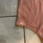 Abercrombie & Fitch  Ribbed Longsleeve Bodysuit in Brown Photo 4