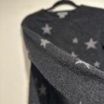 Premise Sz: M Grey with Stars 100% Cashmere Pullover Crewneck Sweater. Photo 7