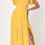 Lulu's Yellow Short Sleeve V Photo 0