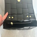 Sexy Faux Leather Puffer purse with Gold chain Black Photo 4