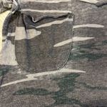 Z Supply  Camo Pocket Tee in Gray Camouflage Burnout Triblend Size Small Photo 2