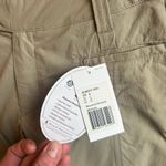 Royal Robbins  khaki hiking trail athletic Bermuda shorts | 4 Photo 2