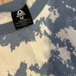 Reebok size M sweatshirt Photo 3