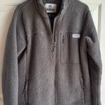 Magellan  Women’s Sherpa Jacket Size Medium  Photo 0