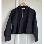 Everlane  The Way-Short Shirt in Silky Cotton in Black, Size Medium Photo 5