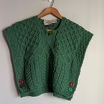 ARAN SWEATER MARKET Wool cable knit vest button details Green Photo 1