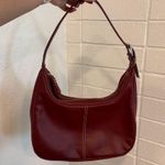 Covington  red shoulder bag Photo 2