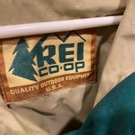 Rei Co-op  Eco Friendly 80s Vintage Green Drawstring Waist Hooded Coat Jacket Photo 1