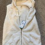 Roxy NWT  Cream Shearling Vest Size Large Photo 0