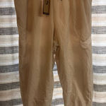 Nike  Tan Windbreaker Crops Size 1X‎ Photo 0