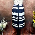 W By Worth  Wavy Stripe 100% Silk Twill Slim Skirt Navy/White size 10 Photo 7