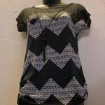 Free Kisses Black & White Pattern Short Sleeve Blouse with Accent Necklace Photo 9