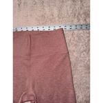 Vuori  Women's High Rise Elevation Ribbed Studio Legging Pink‎ Size Small Photo 5