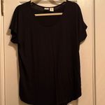 Lucy & Laurel | Black Basic Scoop Neck T-Shirt Size Large Photo 0