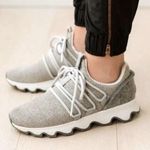 Sorel  Kinetic Lace Sneaker Sz 7 Grey Casual Shoe Photo 0