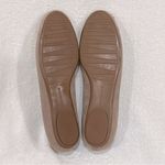 Neiman Marcus  Tan Suede Scalloped Ballet Flats with Ruched Bow Detail Size 7 Photo 3