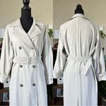 L.L. Bean Women’s Long Trench Coat Classic Double Breasted Belted in Beige SP Gray Size undefined Photo 2